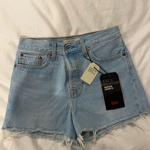 LEVI denim shorts